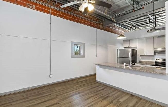 1 bed, 1 bath, 515 sqft, $950, Unit 220