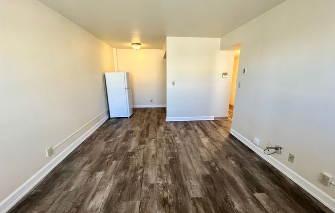 1 bed, 1 bath, $875, Unit 809