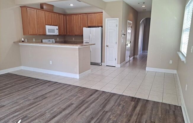 Cute 3/2.5 Townhome in Oakleaf