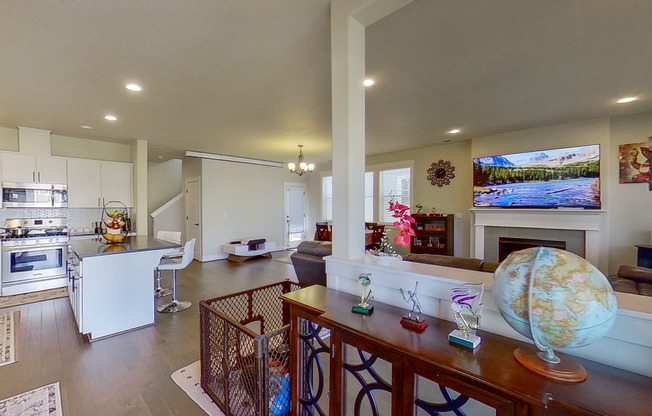 Beaverton Lovely 4 Bedroom 2.5 Bathroom in Bethany Crossing! Garage, A/C and Washer & Dryer Included!