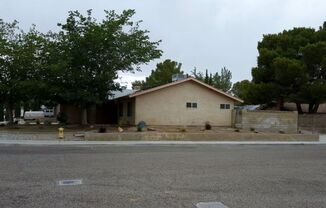 3 beds, 2 baths, $2,000