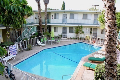 1 bed, 1 bath, $1,990, Unit 14