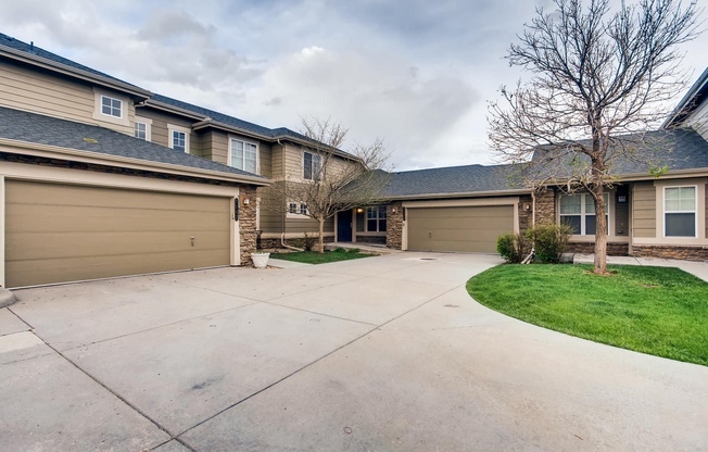 Gorgeous 5 Bed/4 Bath Townhome with Fully Finished Custom Basement! Cherry Creek Schools!