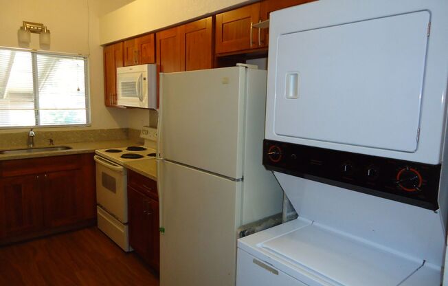 2 beds, 2 baths, $2,500, Unit # 5G2