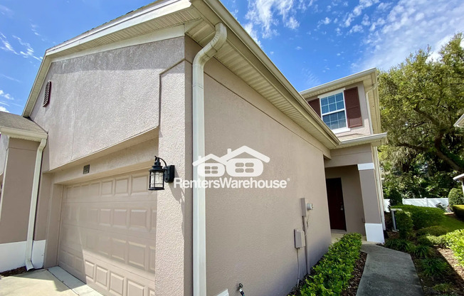 1452 SCARLET OAK LOOP