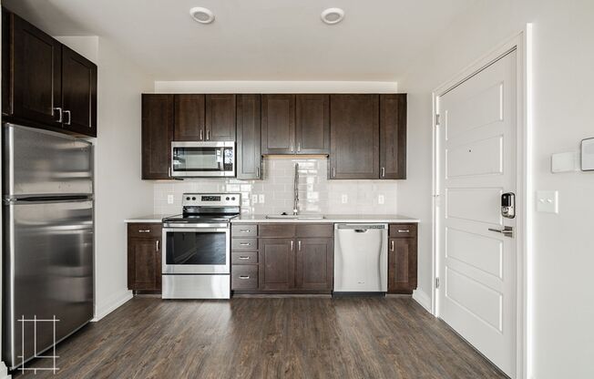1 bed, 1 bath, $1,425, Unit 1112 N 4th St. Apt. 208