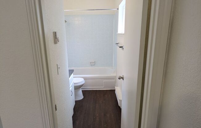 2 beds, 2 baths, 900 sqft, $1,575, Unit #01
