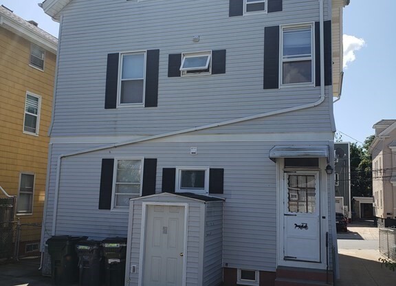28 E TRANSIT ST