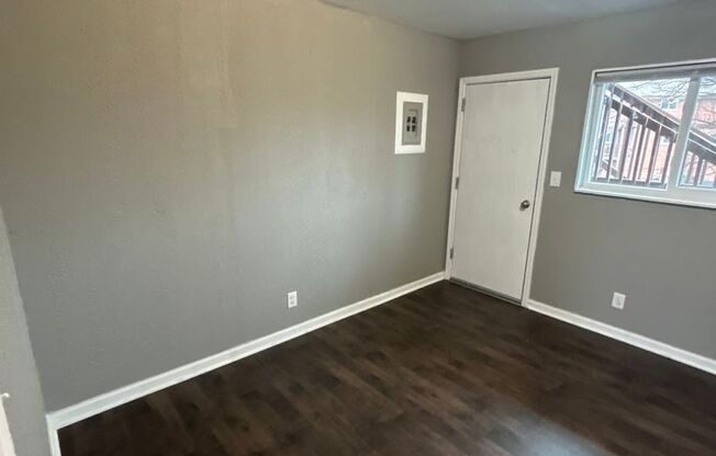 2 beds, 1 bath, 750 sqft, $945, Unit B06 1064 09