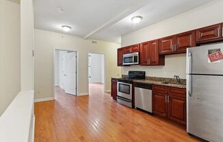 4 beds, 2 baths, $1,925, Unit Unit 13