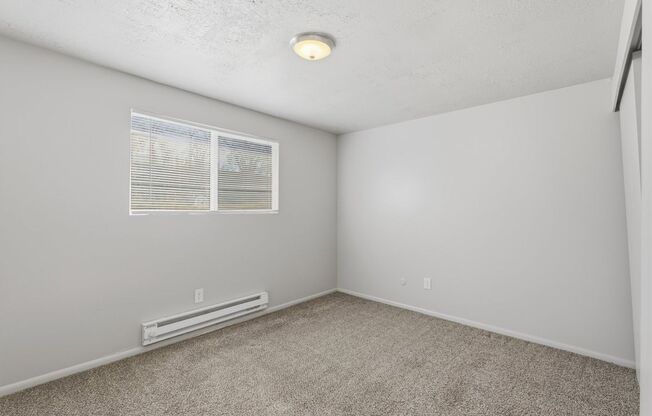 2 beds, 1 bath, 850 sqft, $1,250, Unit F-201