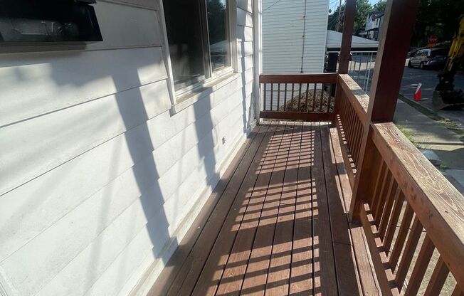 Single Family House in Mt Washington Available Now!