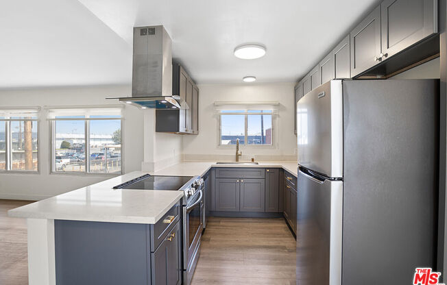 8944 Reading Ave 5