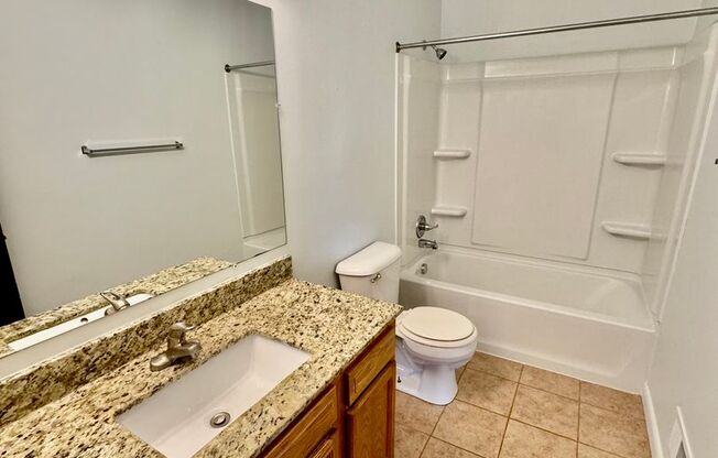 2 beds, 1 bath, 850 sqft, $1,295, Unit 312