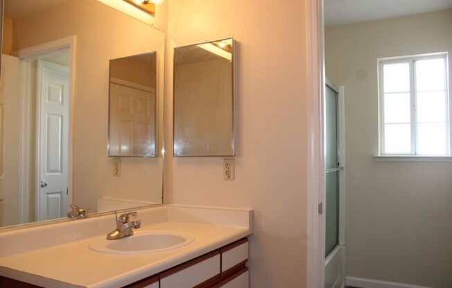2 beds, 2 baths, $1,845, Unit APARTMENT 628