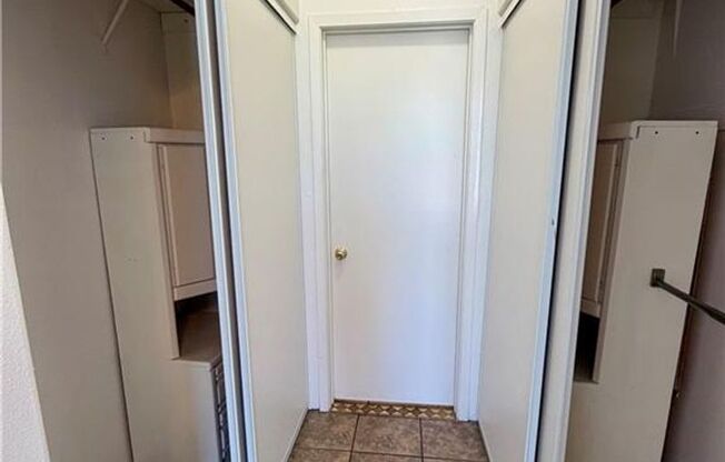 2 beds, 2 baths, $1,330, Unit # 724