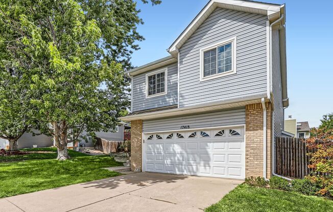 Move-In Ready 4bed/3bath Home with Cherry Creek School District!