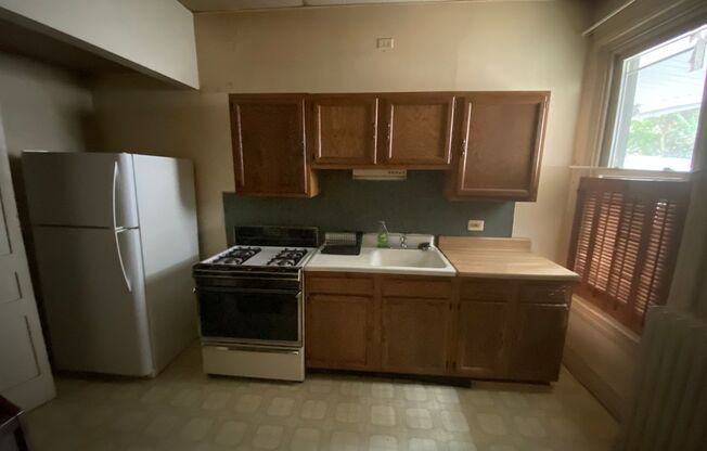 1 bed, 1 bath, $975