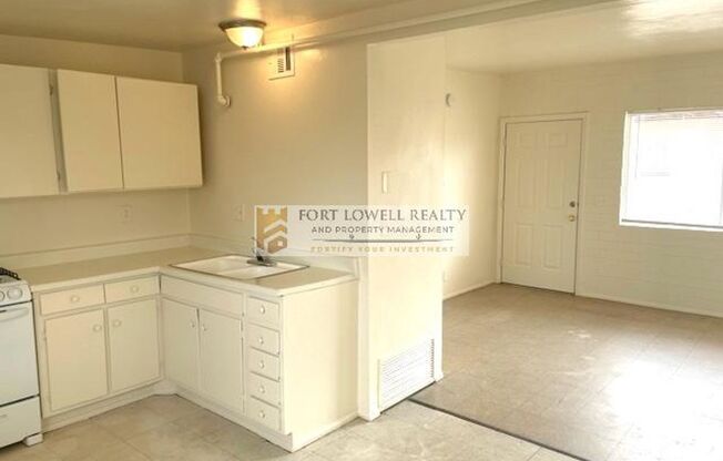 2 beds, 1 bath, $1,100, Unit VENT302-3