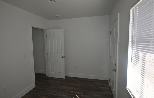 3 beds, 1 bath, $1,200