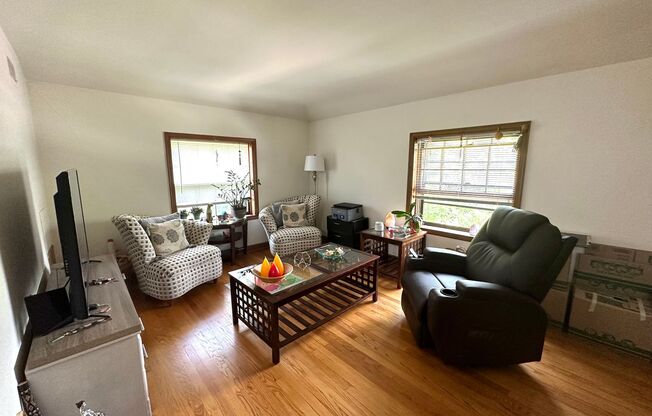 4320 N Wilson Dr