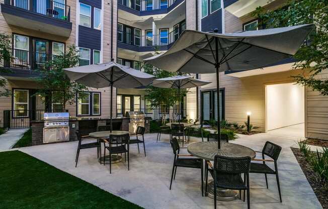 Jefferson Innova Courtyard