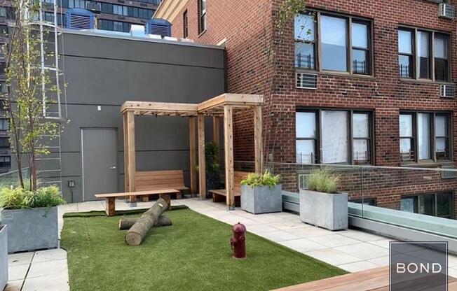 1 bed, 1 bath, 866 sqft, $6,895, Unit 1702