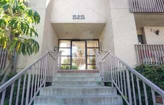 15215 Magnolia Blvd. #118