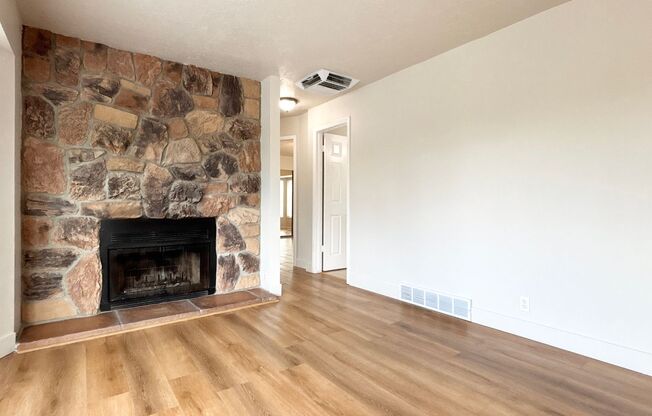 Awesome Split Entry with New Paint & Flooring!