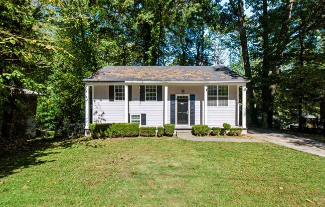 Spacious Doraville Retreat with Screened Porch & Parkside Living