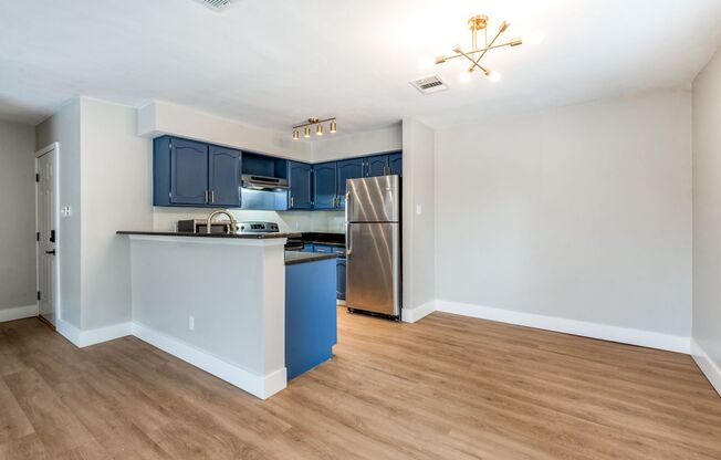 3022 Forest Lane #315