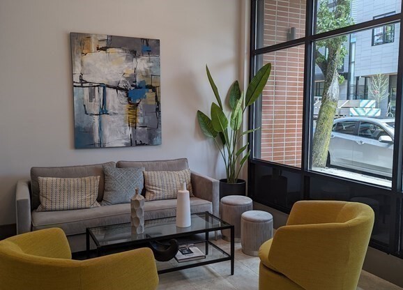 3 beds, 1 bath, 1,070 sqft, $3,700, Unit 202