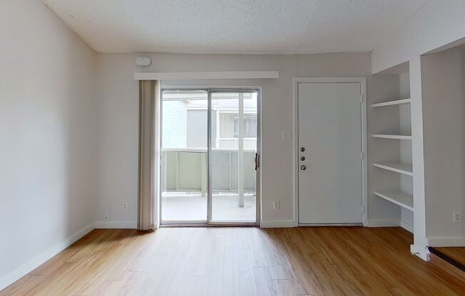 Studio, 1 bath, 575 sqft, $1,030, Unit OCR-227