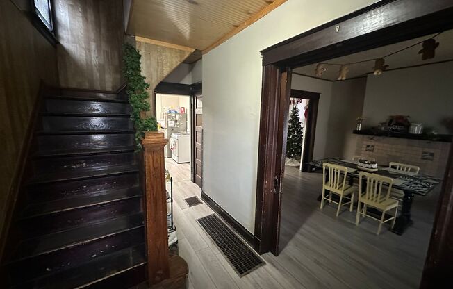 5 Bedroom House Located In Clifton Near UC's Campus