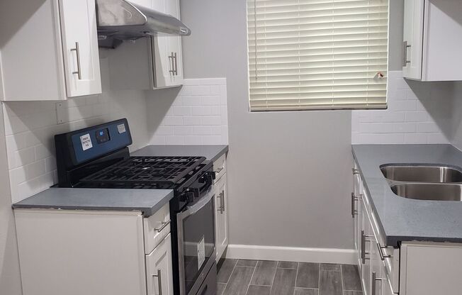1 Bed/1 Bath Washer/Dryer Hookups $1K Off the 1st Month