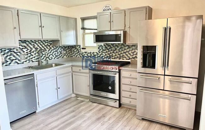 9656 E KANSAS CIR