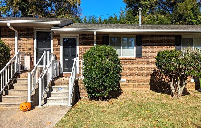 3906 Lexington