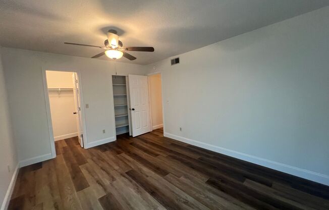 2 beds, 1.5 baths, $1,800, Unit Unit C