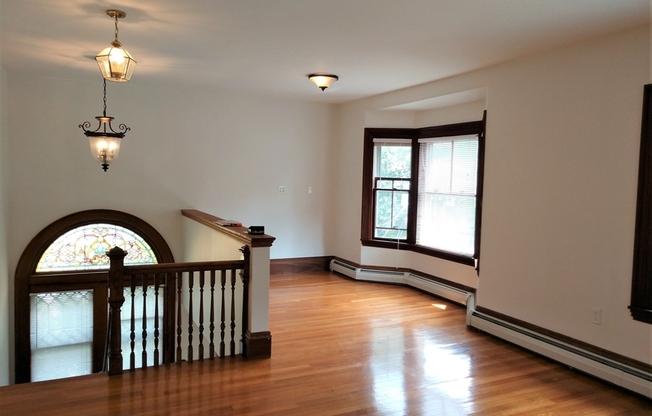21 CHASE ST