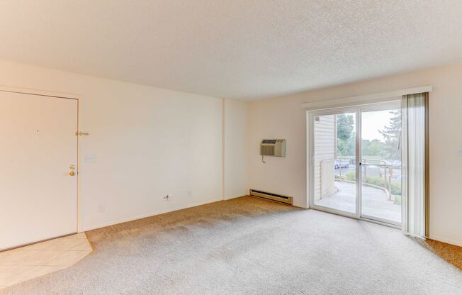 1 bed, 1 bath, 712 sqft, $1,600, Unit 9/004