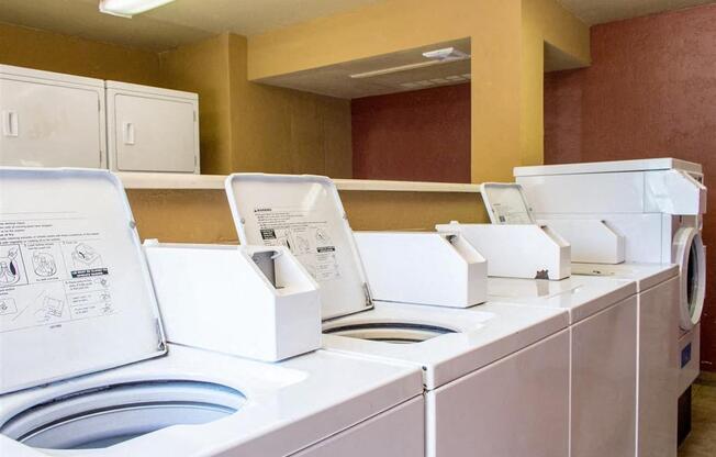 Community Clothing Care Center Washing Machines