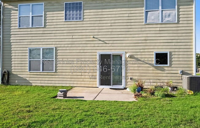 4 beds, 2.5 baths, 2,624 sqft, $2,595