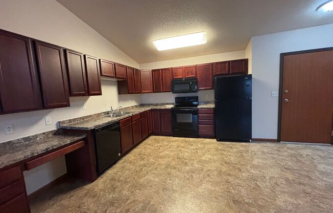 1 bed, 1 bath, 875 sqft, $1,050, Unit 306