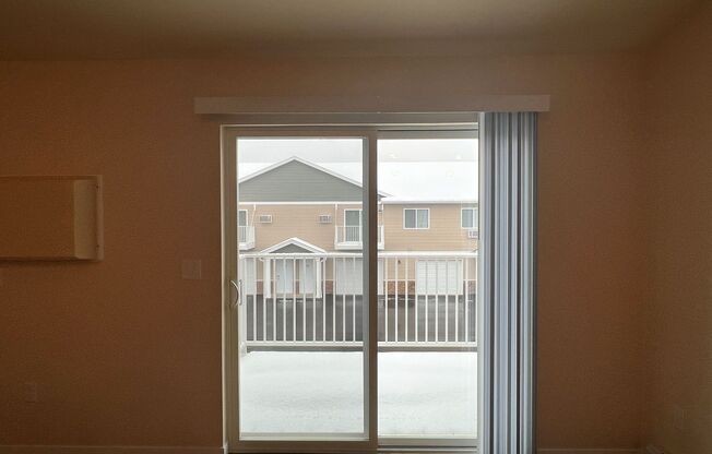 2 beds, 1 bath, 1,040 sqft, $1,485, Unit AT 709-36