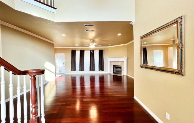 Stunning 4 Bedroom 2 and a half Bath in the Heart of North Richland Hills
