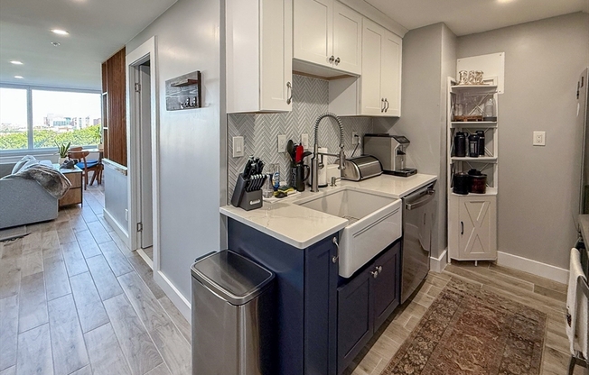 1 bed, 1 bath, 590 sqft, $4,000, Unit 11G