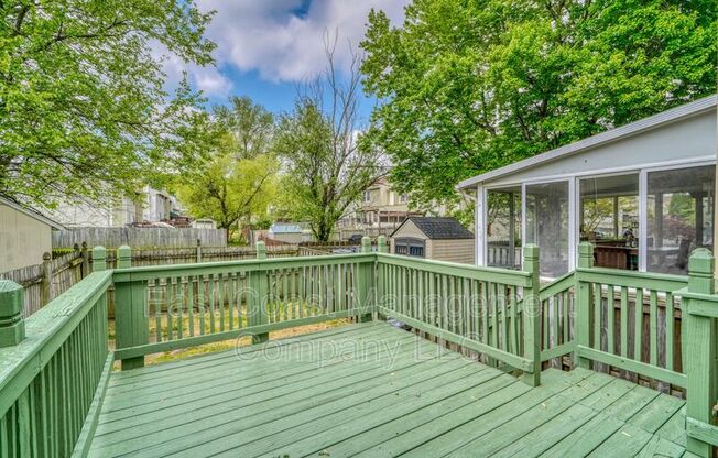 5413 KING ARTHUR CIR