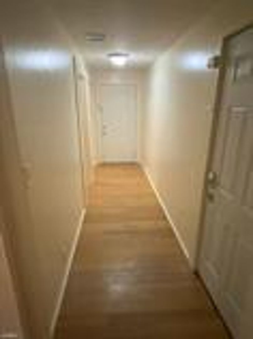17-19 FOREST STREET LLC