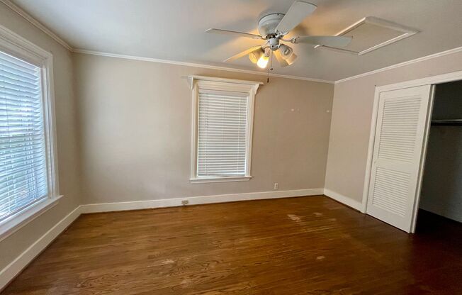 3 beds, 1 bath, $1,400