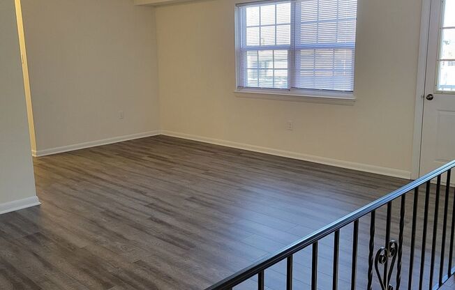 1 bed, 1 bath, 682 sqft, $1,280, Unit GL27003